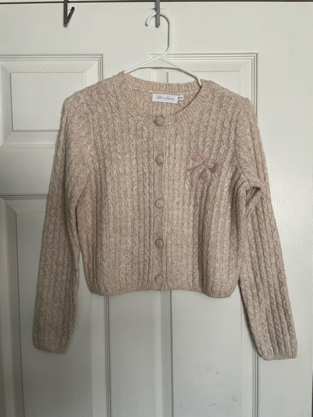 NWT All in Favor Womens XS Oatmeal Cable-Knit Button Cardigan Sweater Wool Blend